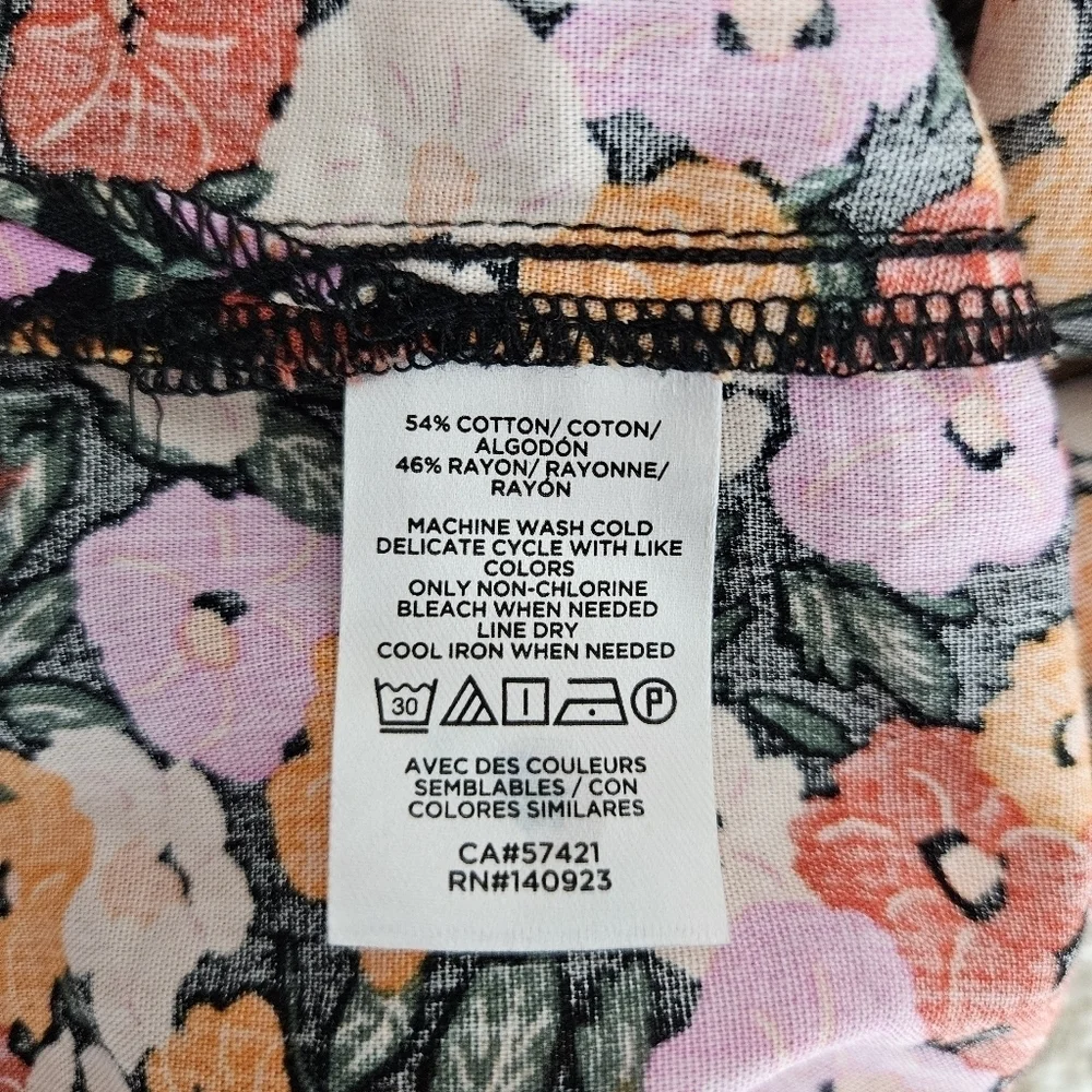 Ann Taylor LOFT Shirt Floral Puff Short Sleeve Tie V Neck Peasant Top Small